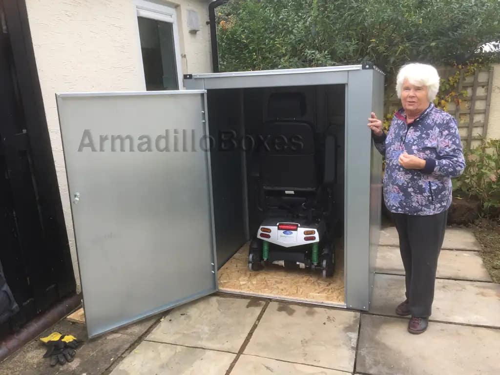 Tall 5ft mobility scooter unit