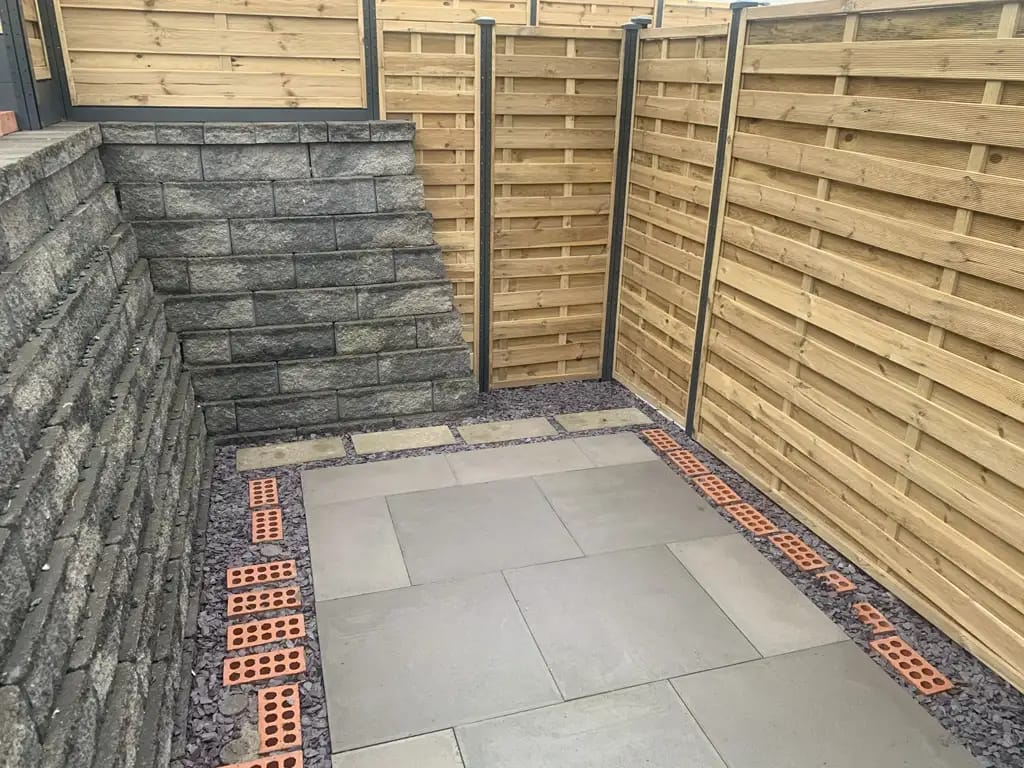 1950mm wide 2800mm long storage unit