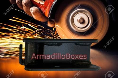 Heavy duty van type anti bolt crop locks with extra reinforcing to stop/delay battery grinder attacks - Image 2