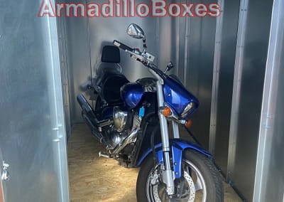 Suzuki Intruder in a Fatboy ArmadilloBoxes motorcycle shed